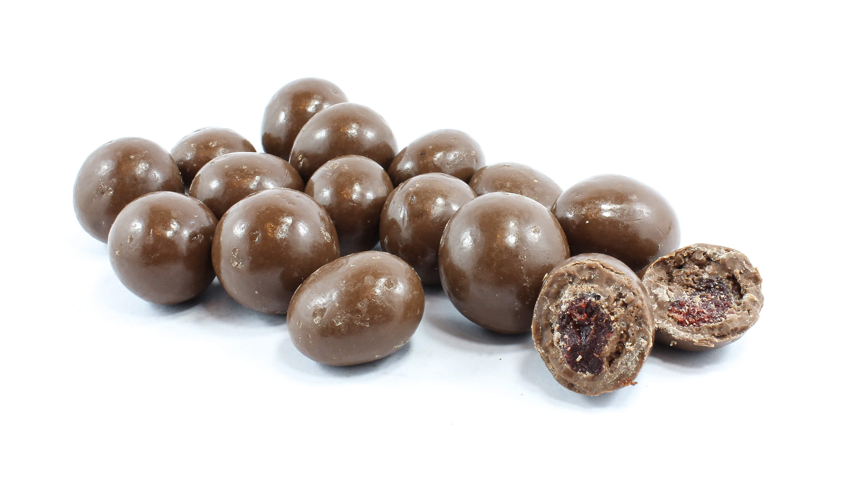 30260_Milk Choc Strawberries Raw Cashews image