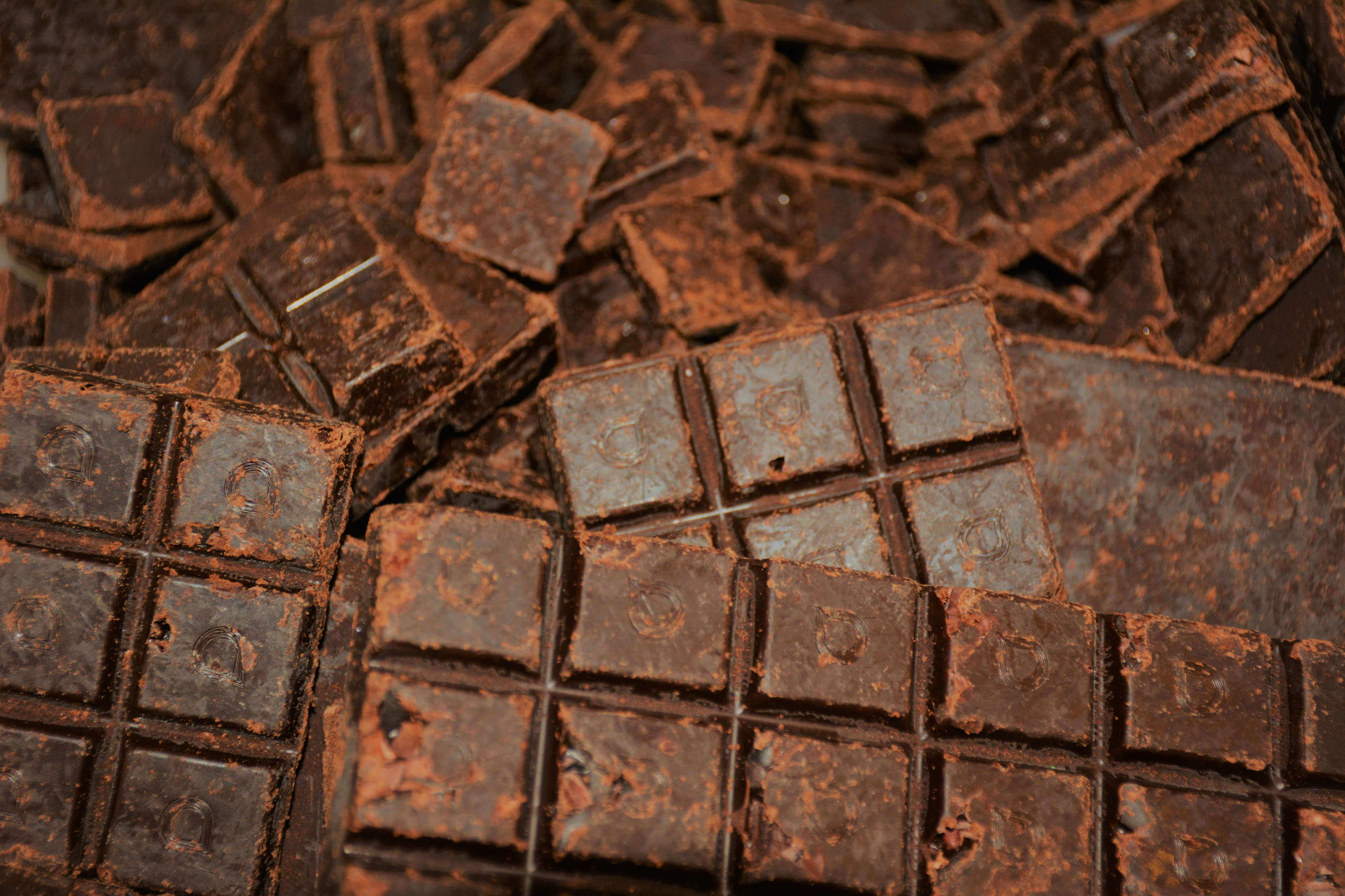 DSC_0079.jpg Organic Mint Crunch Dark Chocolate image