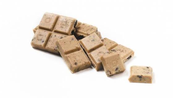 Creamy Cookie Crunch Chocolate image
